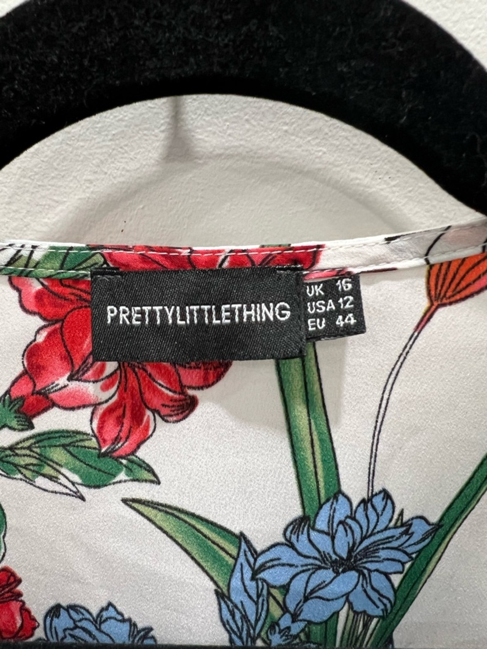 PrettyLittleThing White Floral Wrap Midi Dress with Red & Blue Blooms Size 12 - Picture 2 of 7